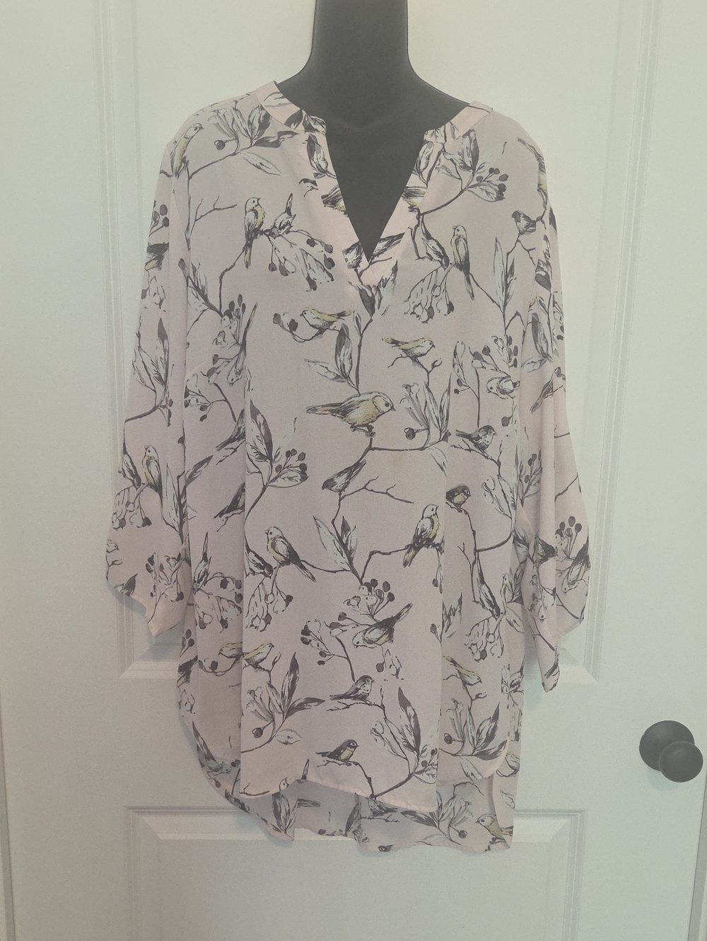 T Tahari Blush Pink Bird-Branch Print Flowy Tunic Top Size 1X